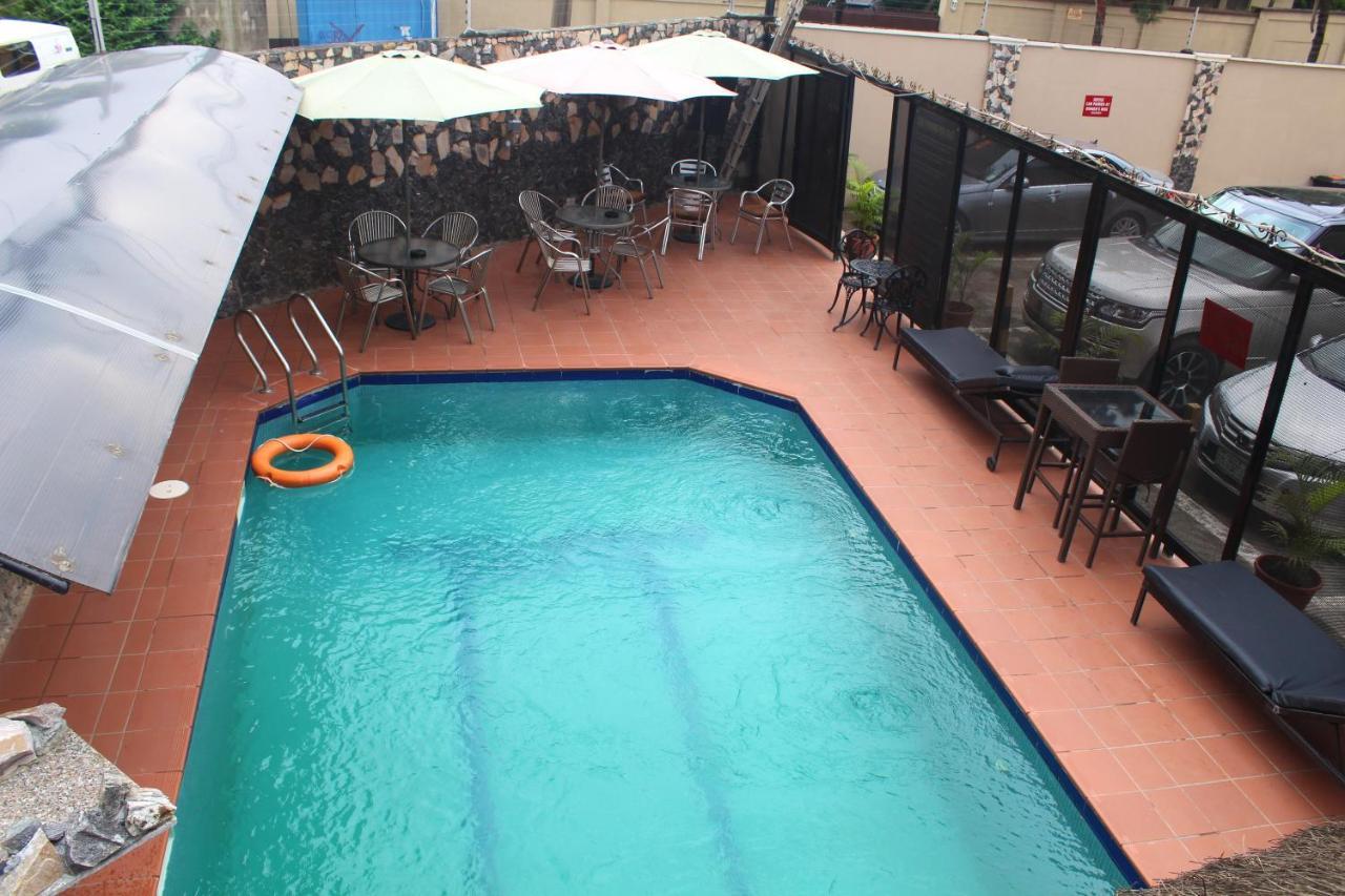 Class Suites Ikeja Luaran gambar