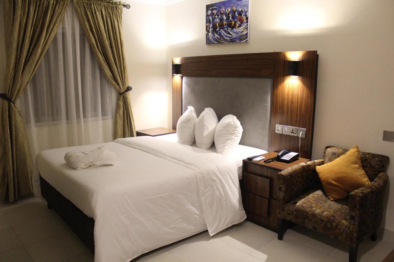 Class Suites Ikeja Luaran gambar